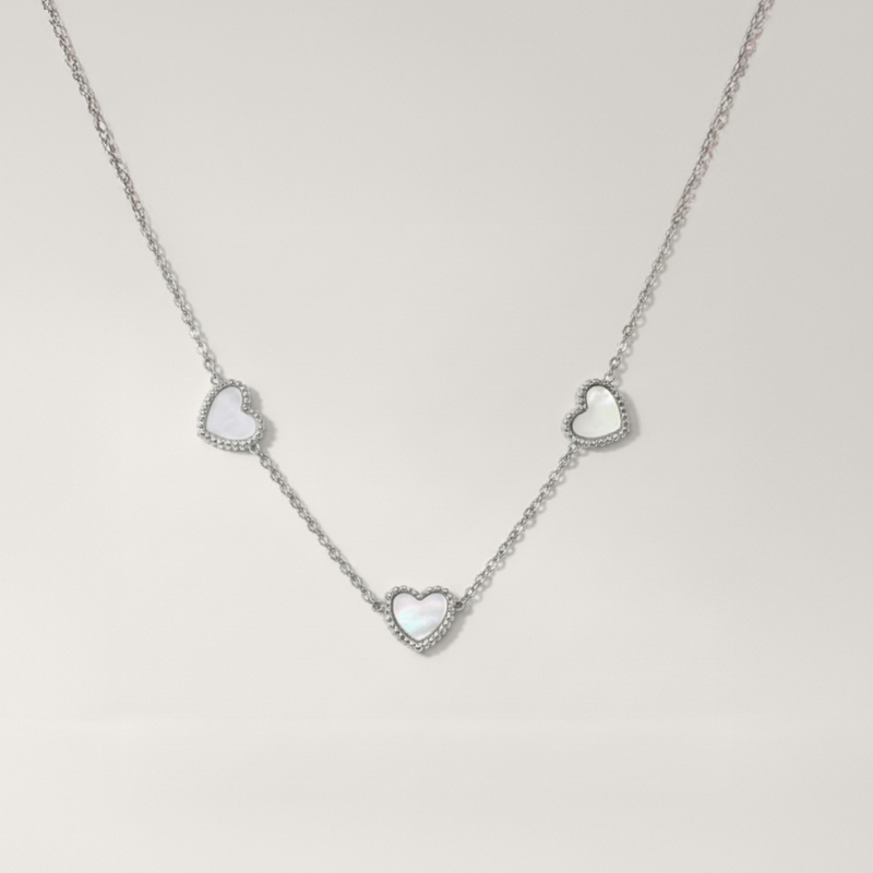 Bead Treat Heart Shimmer Necklace