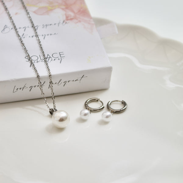 Pearl Necklace and Huggie Set