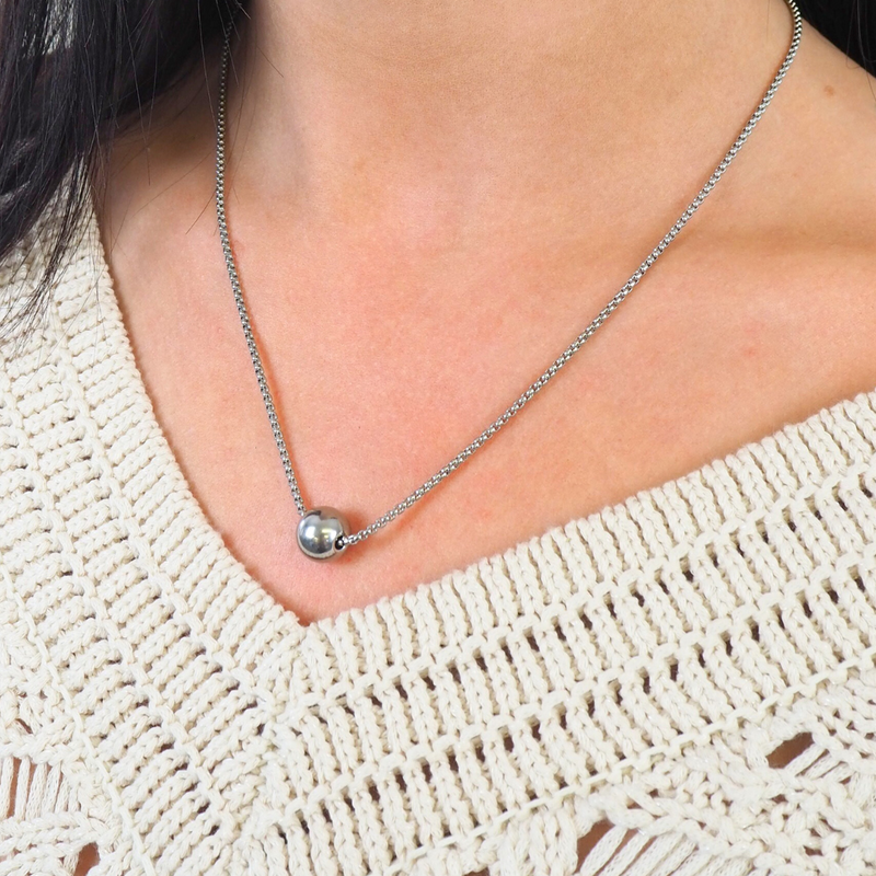 Solo Ball Hypoallergenic Necklace